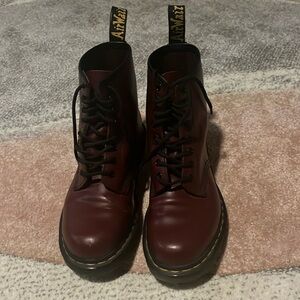Doc Martens size 9. Worn a few times.